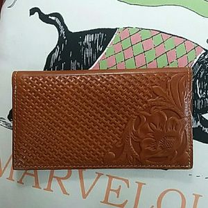 Patricia Nash Hand-Tooled Wallet (NWOT)